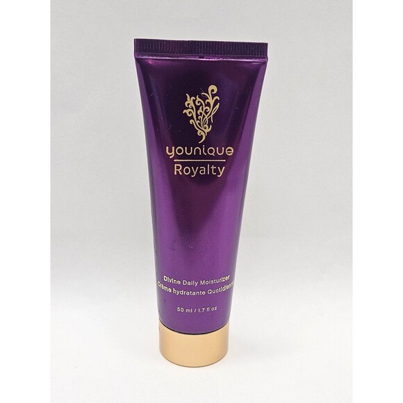 Younique Royalty Divine Daily Moisturizer 1.7 oz NEW without box - Picture 1 of 2